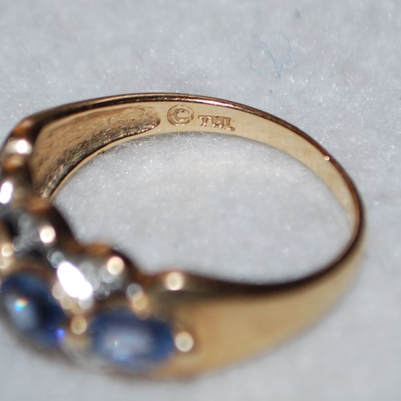 Gold and Blue Sapphire Women's Ring - Picture 8 of 12